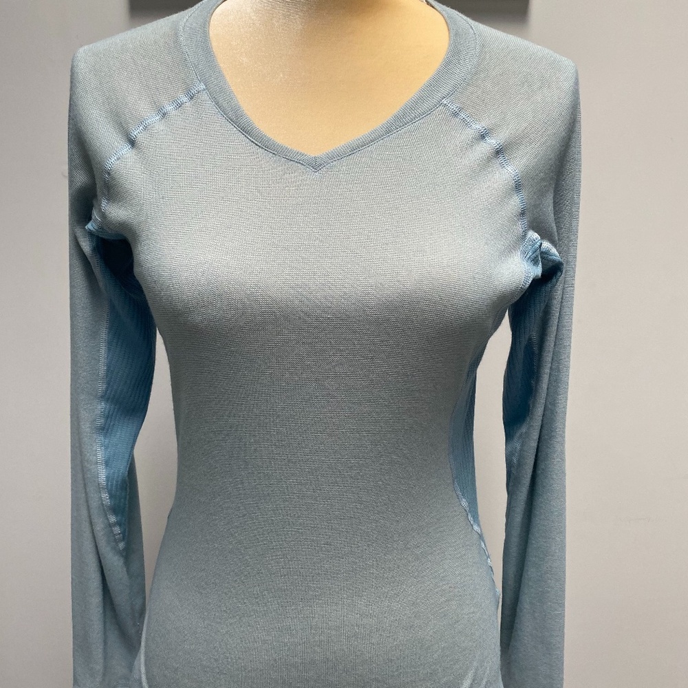 Patagonia Capilene Women's Base Layer Ski/Snowboard Top, Sz XS